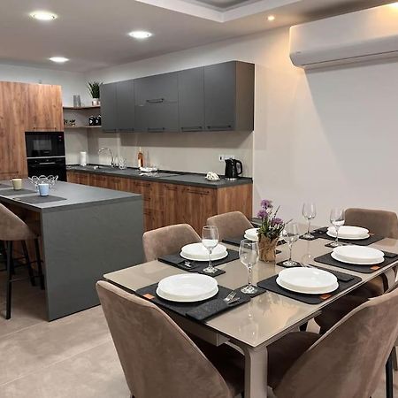 סיינט פול ביי 3 Bedroom Seaside Luxury Accommodation - Sleeps 8 מראה חיצוני תמונה