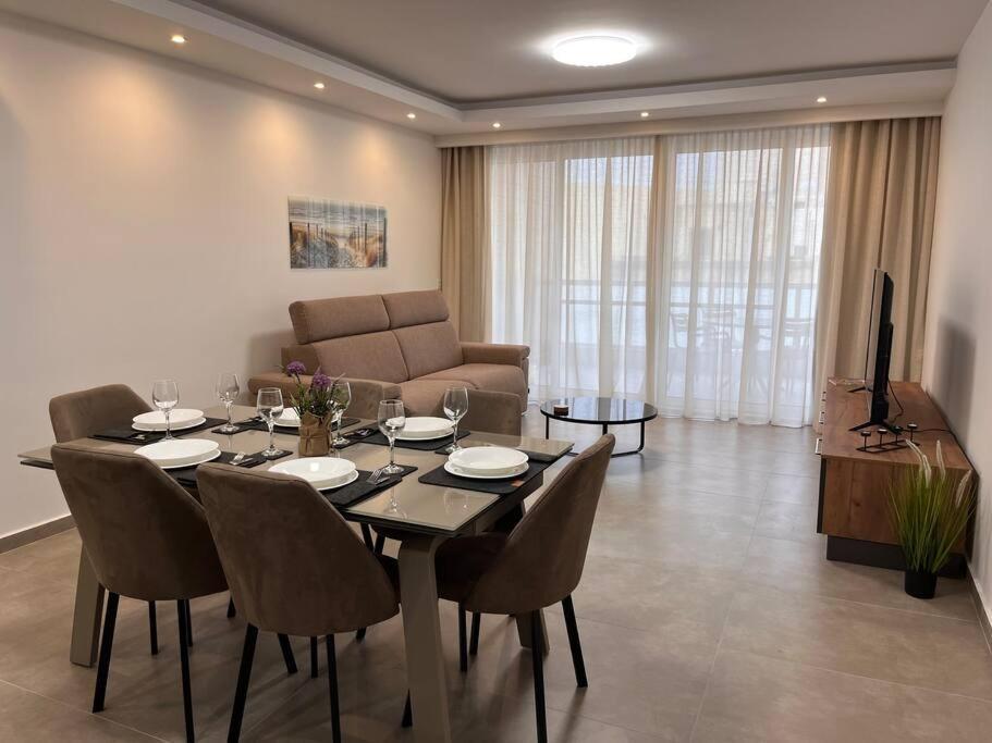 סיינט פול ביי 3 Bedroom Seaside Luxury Accommodation - Sleeps 8 מראה חיצוני תמונה