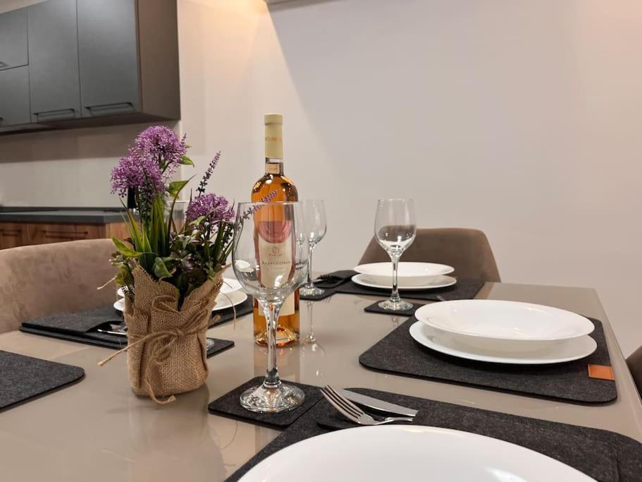 סיינט פול ביי 3 Bedroom Seaside Luxury Accommodation - Sleeps 8 מראה חיצוני תמונה
