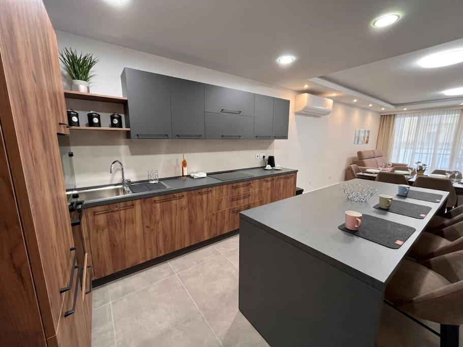 סיינט פול ביי 3 Bedroom Seaside Luxury Accommodation - Sleeps 8 מראה חיצוני תמונה