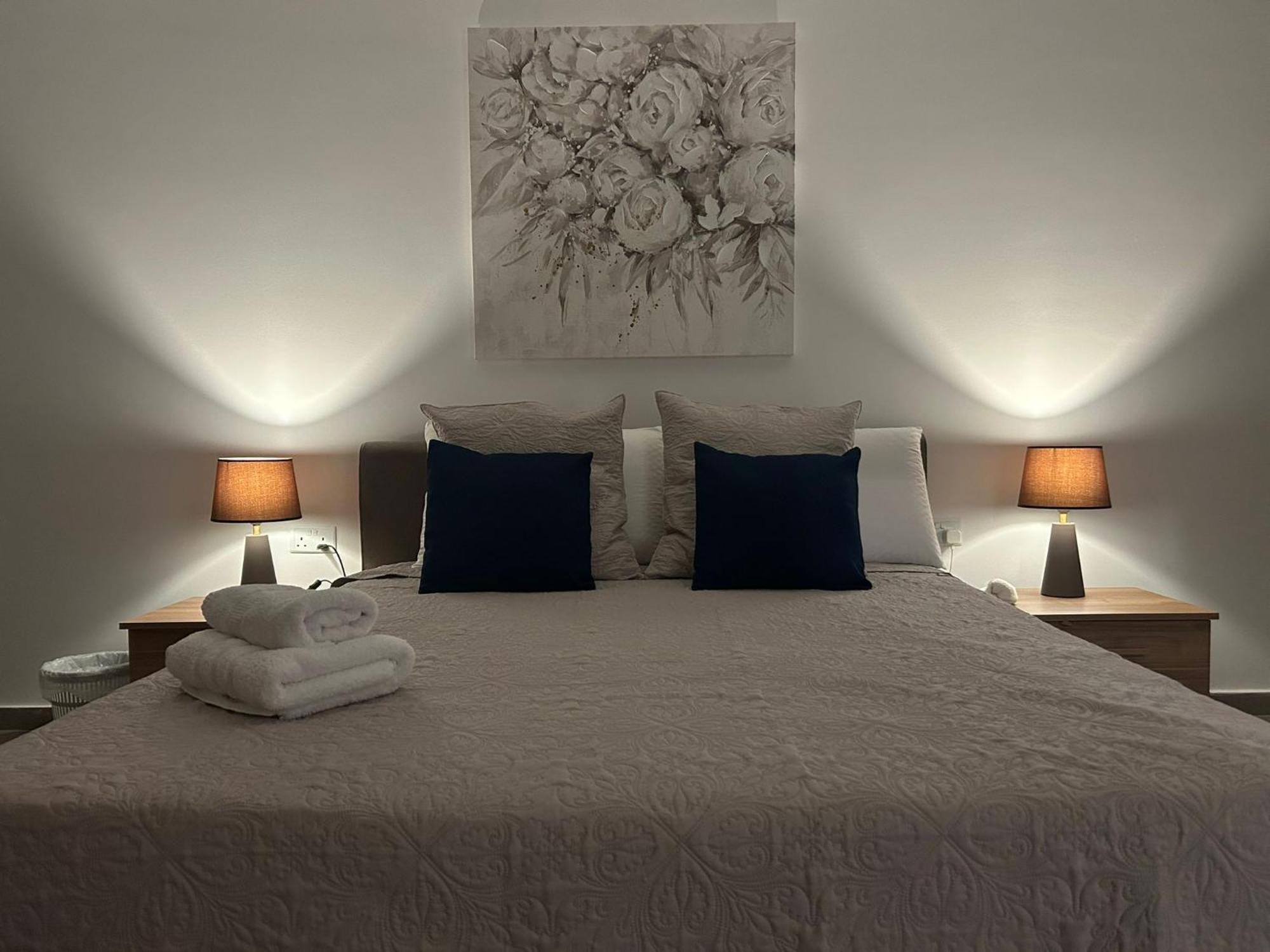 סיינט פול ביי 3 Bedroom Seaside Luxury Accommodation - Sleeps 8 מראה חיצוני תמונה